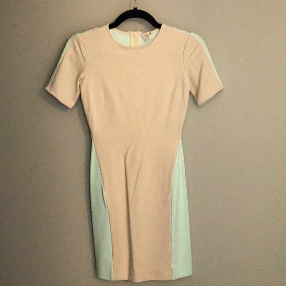 Aritzia xs dress